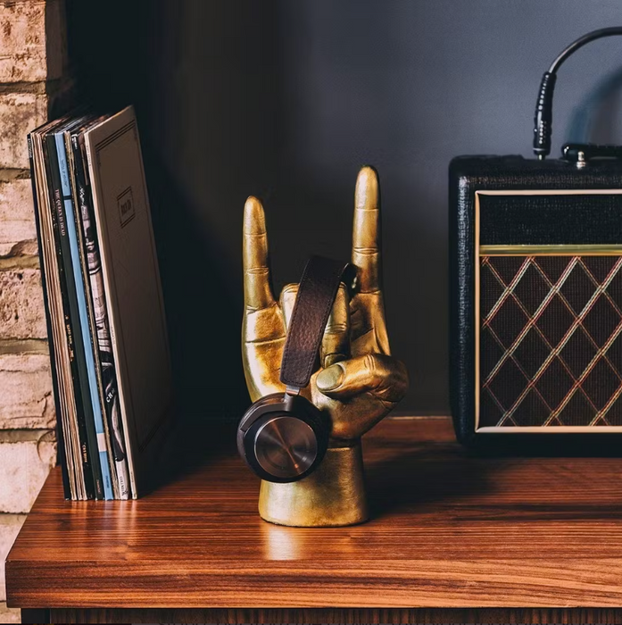 Rock on - headphone stand